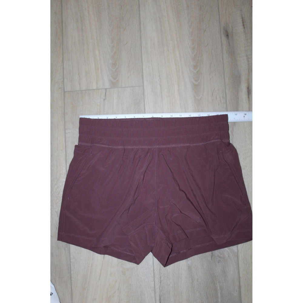 Free Fly Women's Pull On Athletic Shorts Mahogany Plum Size L Smocked Waist Rust - Picture 6 of 9